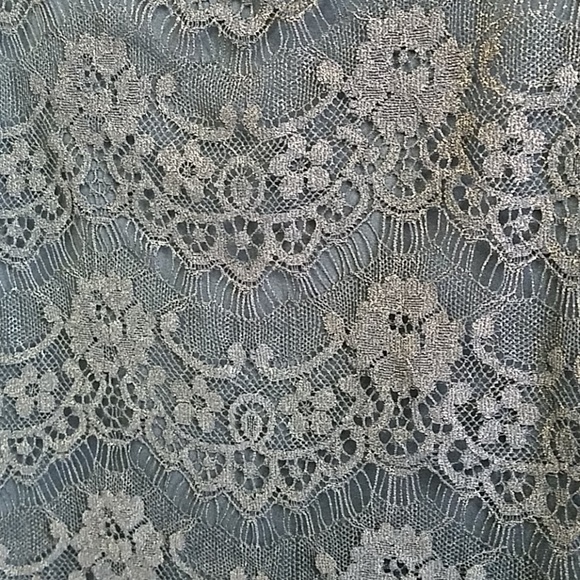 *CABERNET* Lace Shell - Picture 5 of 7